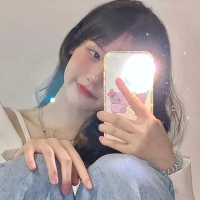 玛丽莲有深黑之眸